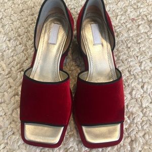 Suzanne Rae Platform Sandal in Red Velvet